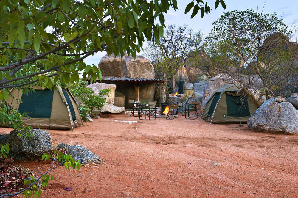 Готель Hoada Camp Site Palmwag Екстер'єр фото